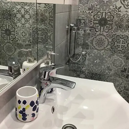 Maidas Place 2 * モスタル