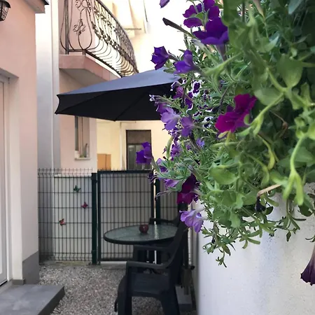 アパート Maidas Place 2 モスタル