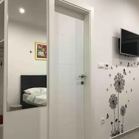 Apartment Maidas Place 2